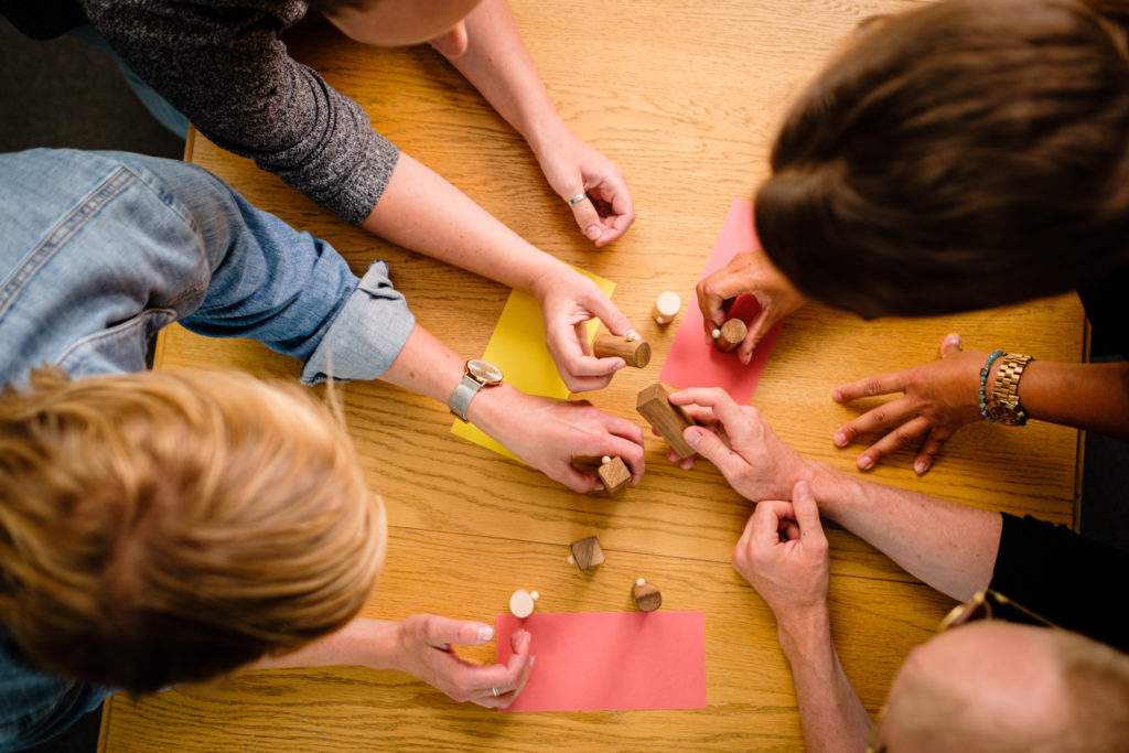 Aufstellungsarbeit als Tool im systemischen Coaching